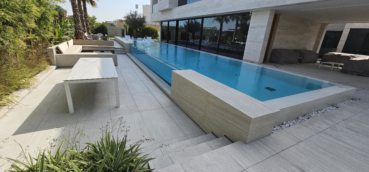 Custom Swimming Pool